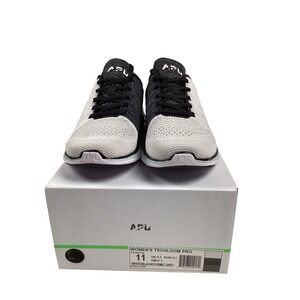APL Women's Techloom Pro Sneakers Size 11‎ White Black Cosmic Grey